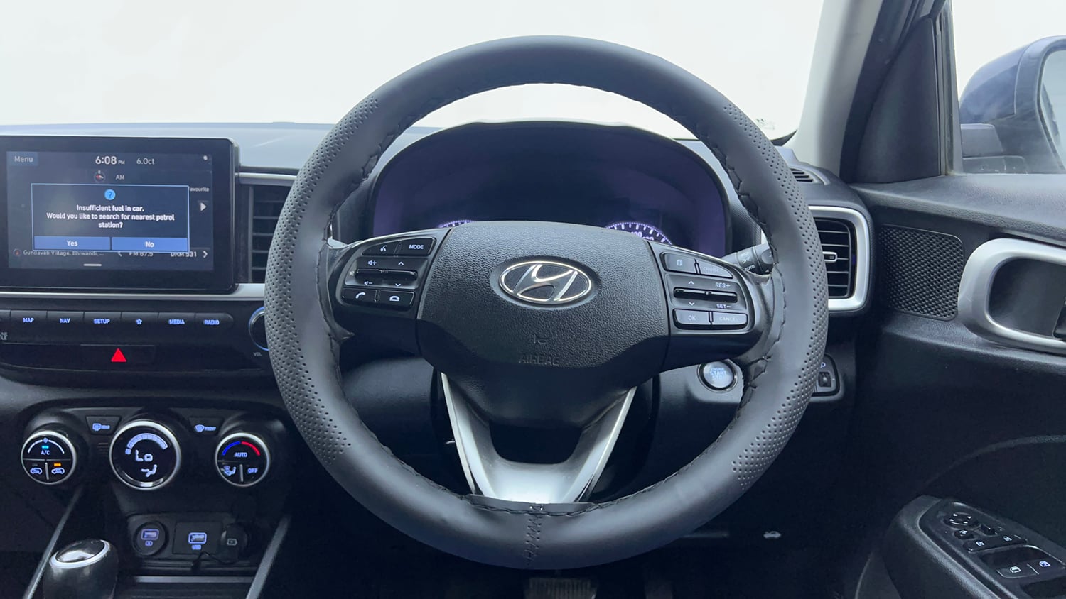 Used 2019 Hyundai Venue SX Plus 1.0 Turbo DCT Petrol Automatic interior STEERING VIEW