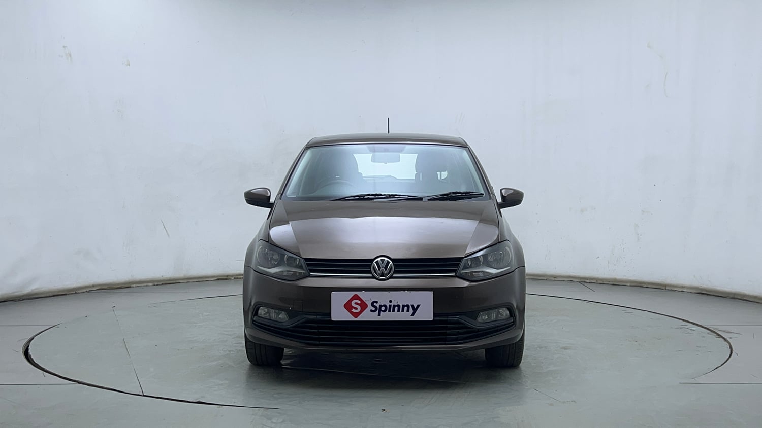 Used 2017 Volkswagen Polo Comfortline 1.2L (P) Petrol Manual exterior FRONT VIEW