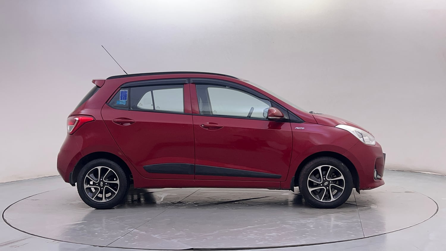 Used 2018 Hyundai Grand i10 Sportz AT 1.2 Kappa VTVT Petrol Automatic exterior RIGHT SIDE VIEW