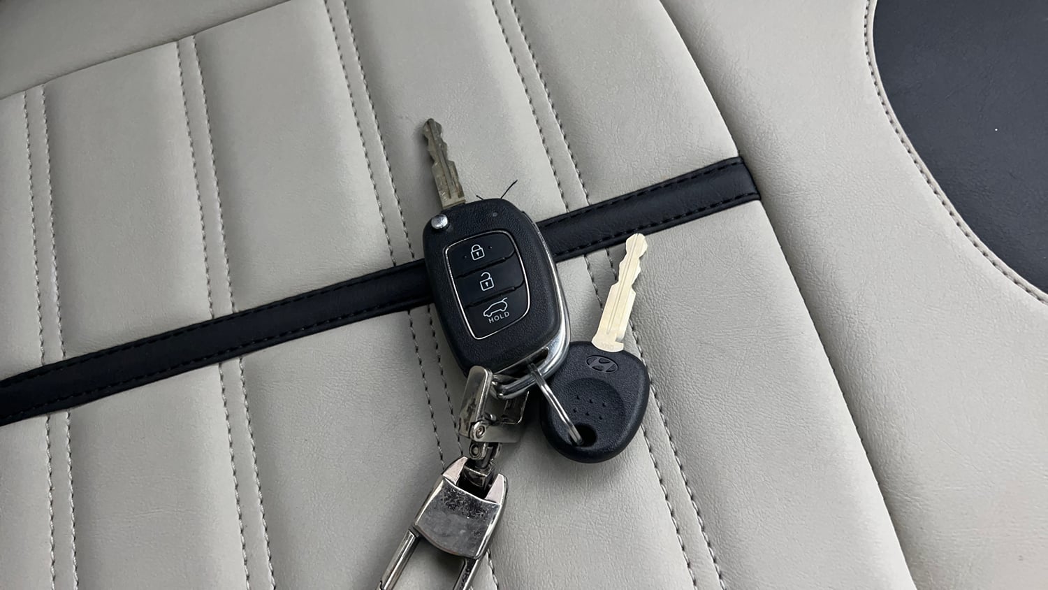 Used 2025 Hyundai Venue S 1.2 Petrol Petrol Manual extra CAR KEY VIEW