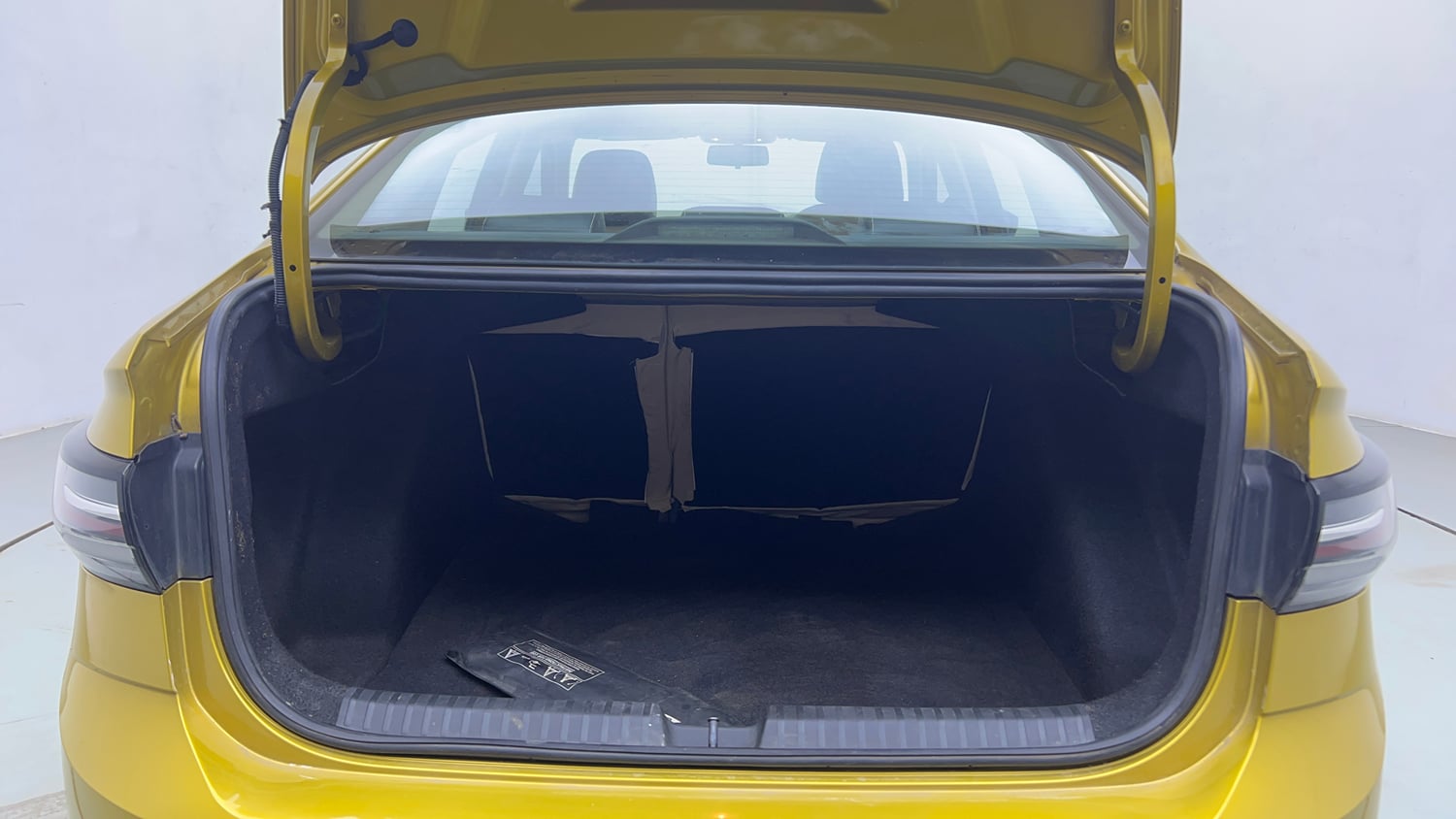 Used 2023 Volkswagen Virtus Highline 1.0 TSI AT Petrol Automatic interior DICKY INSIDE VIEW