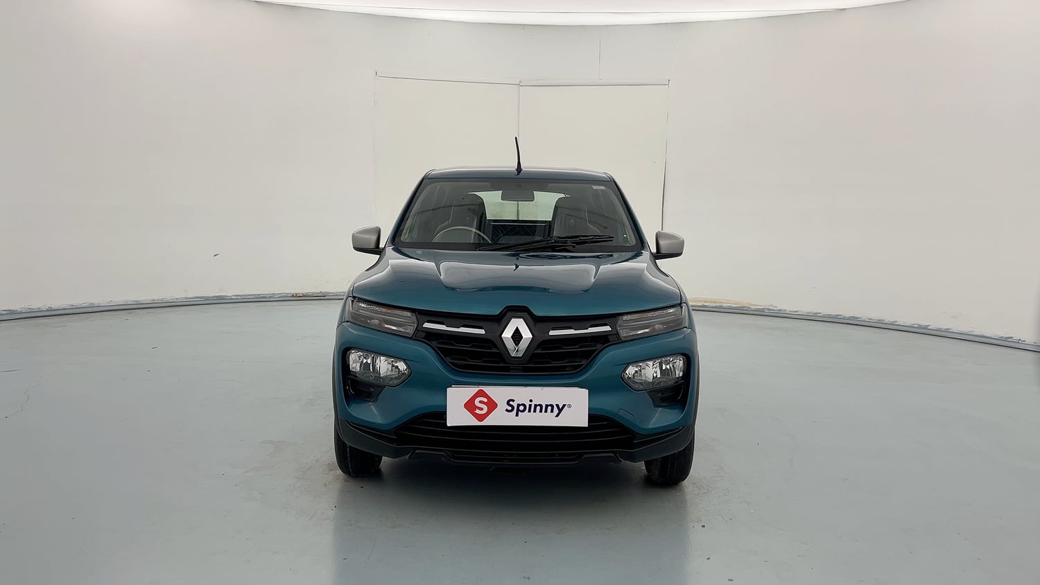 Used 2021 Renault Kwid RXT 1.0 (O) Petrol Manual exterior FRONT VIEW