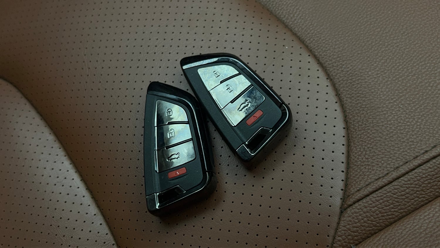 Used 2020 MG Motors Hector Plus Sharp 1.5 DCT Petrol Petrol Automatic extra CAR KEY VIEW