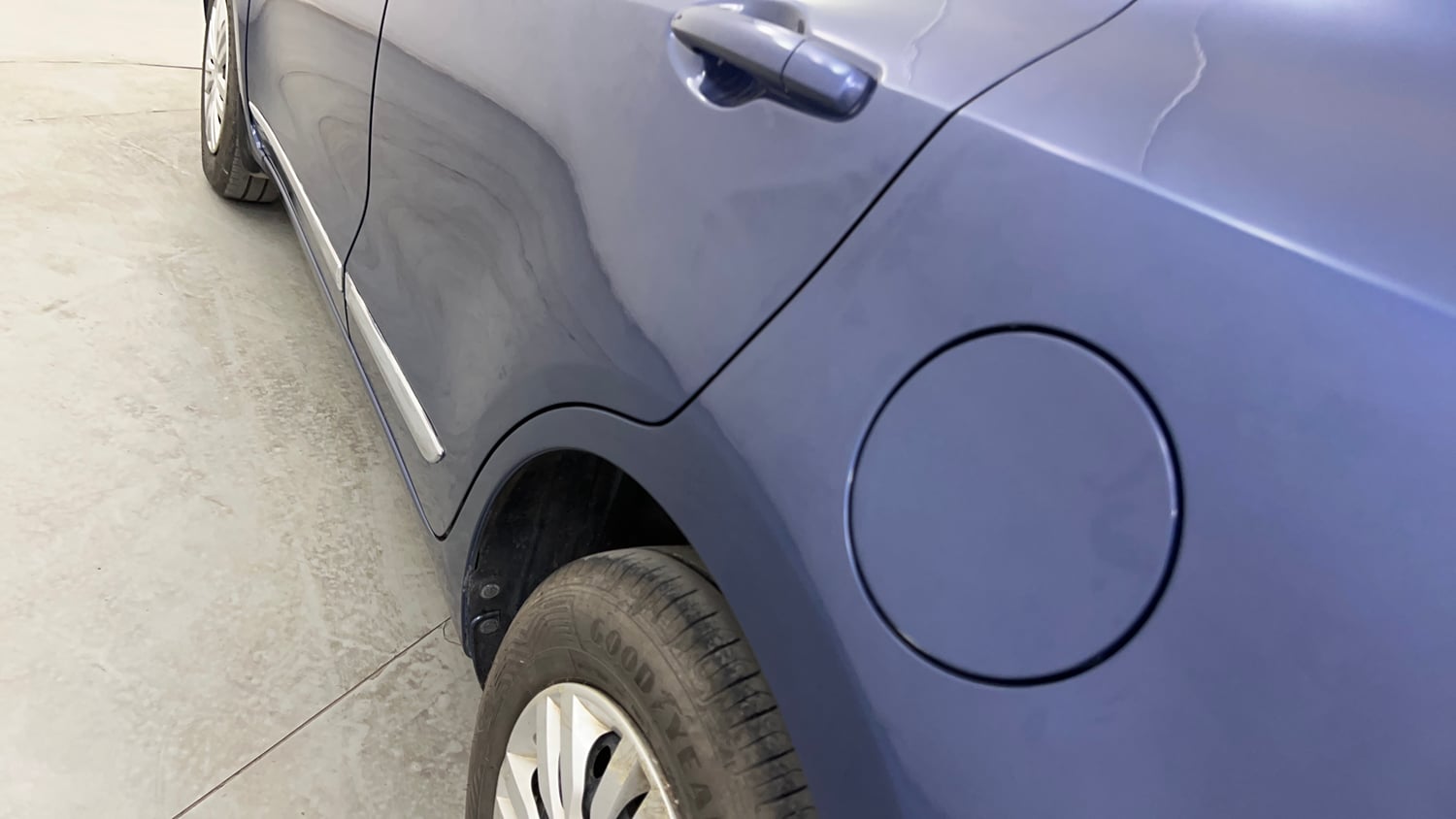 Used 2018 Maruti Suzuki Dzire VXi Petrol Manual dents MINOR SCRATCH