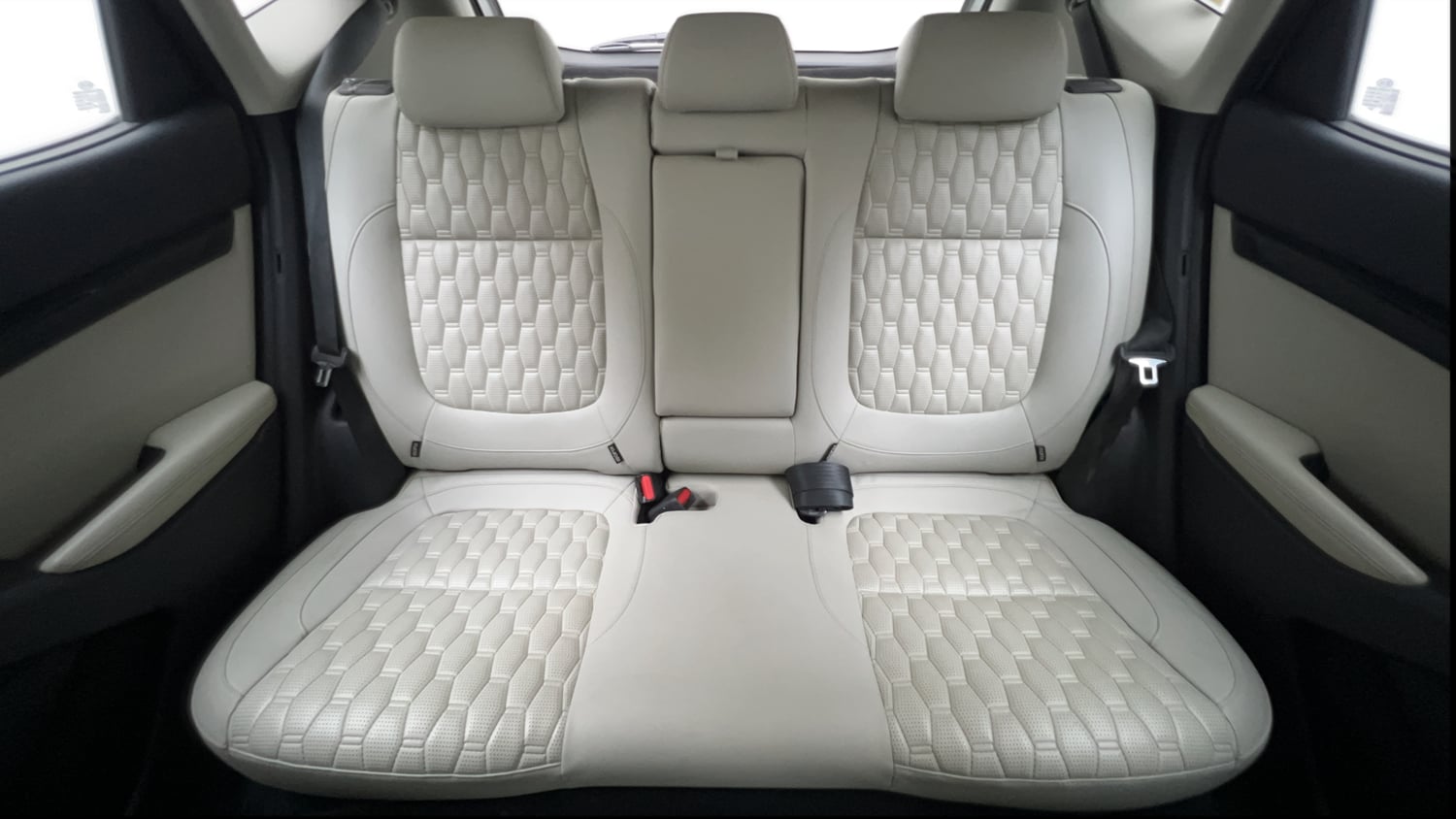 Used 2021 kia Seltos HTX IVT 1.5 Petrol Automatic interior REAR SEAT CONDITION VIEW