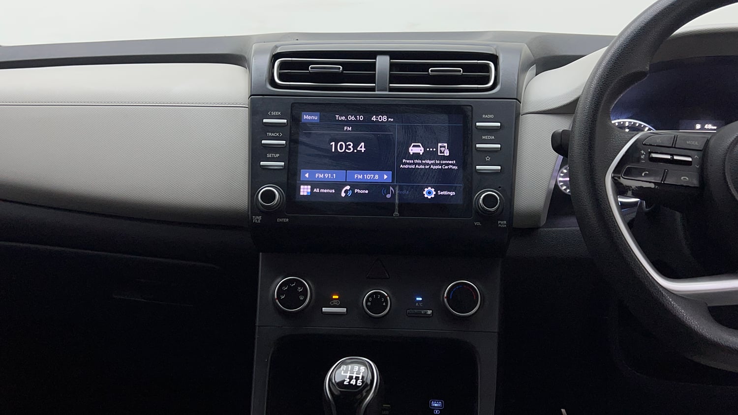 Used 2022 Hyundai Creta EX 1.5 Petrol Petrol Manual interior MUSIC SYSTEM & AC CONTROL VIEW
