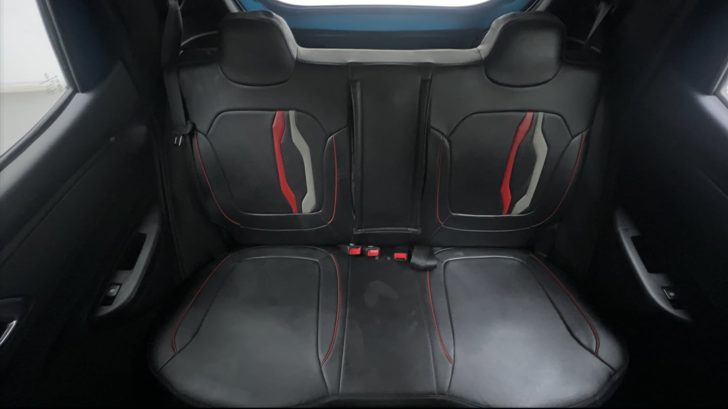 Used 2021 Renault Kwid CLIMBER 1.0 AMT Opt Petrol Automatic interior REAR SEAT CONDITION VIEW