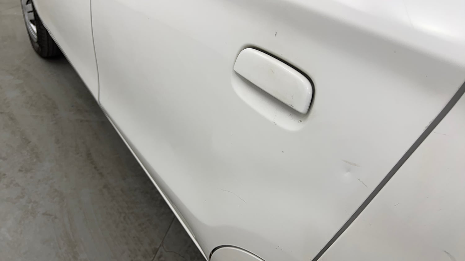 Used 2014 Maruti Suzuki Alto 800 Lxi Petrol Manual dents MINOR DENT