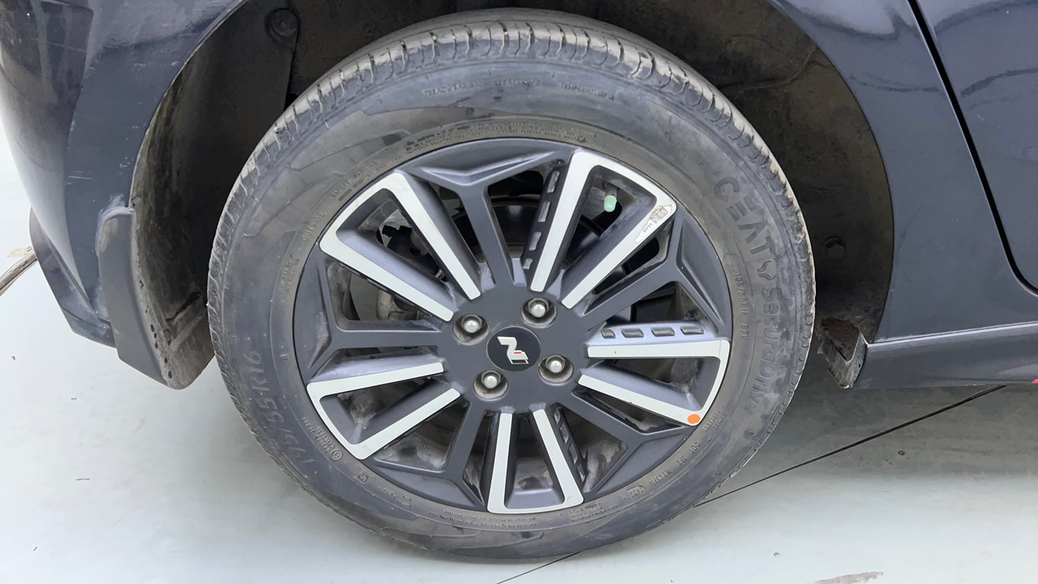 Used 2022 Hyundai i20 N Line N8 1.0 Turbo DCT Petrol Automatic tyres RIGHT REAR TYRE RIM VIEW