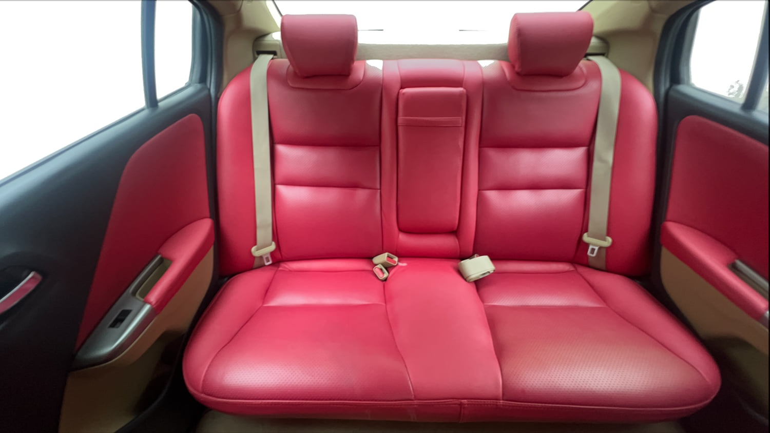 Used 2019 Honda City ZX Petrol Petrol Manual interior REAR SEAT CONDITION VIEW