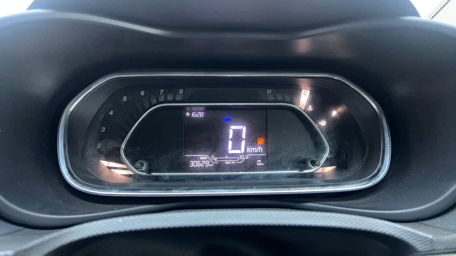 Used 2021 Tata Nexon XZ Plus Petrol Manual interior CLUSTERMETER VIEW