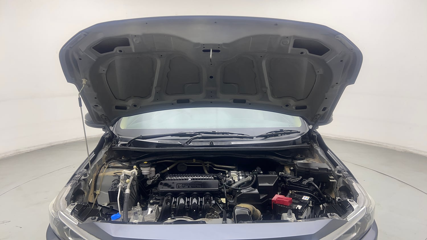 Used 2023 Honda Amaze VX 1.2 Petrol CVT Petrol Automatic engine ENGINE & BONNET OPEN FRONT VIEW