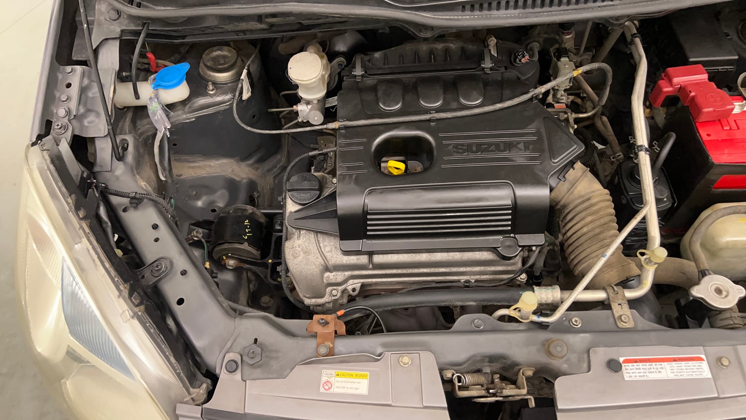 Used 2017 Maruti Suzuki Wagon R VXI Petrol Manual engine ENGINE RIGHT SIDE VIEW