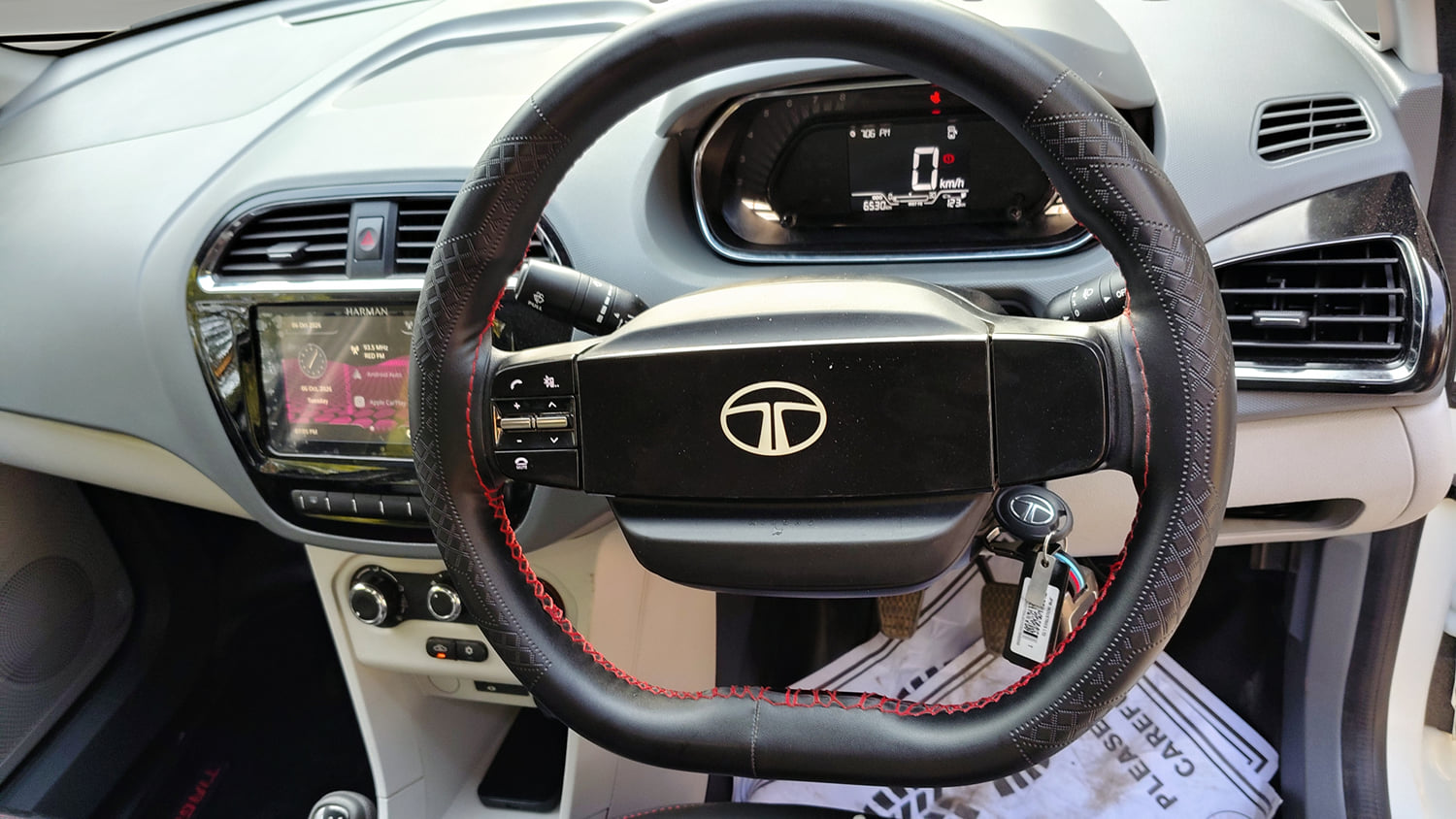 Used 2025 Tata Tiago XT Petrol Manual interior STEERING VIEW
