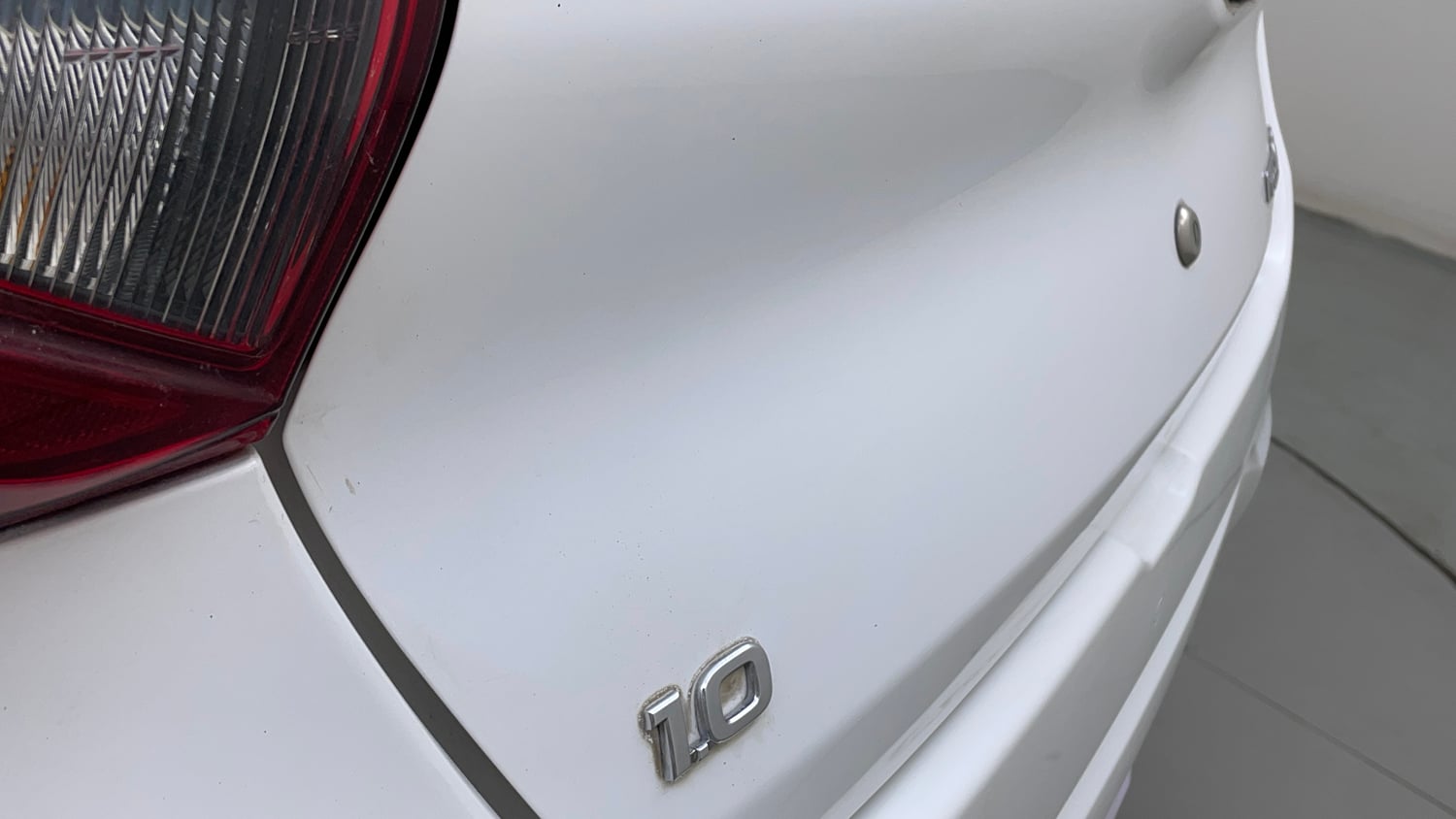 Used 2022 Datsun Redi-GO T(O) 1.0 Petrol Manual dents MINOR SCRATCH
