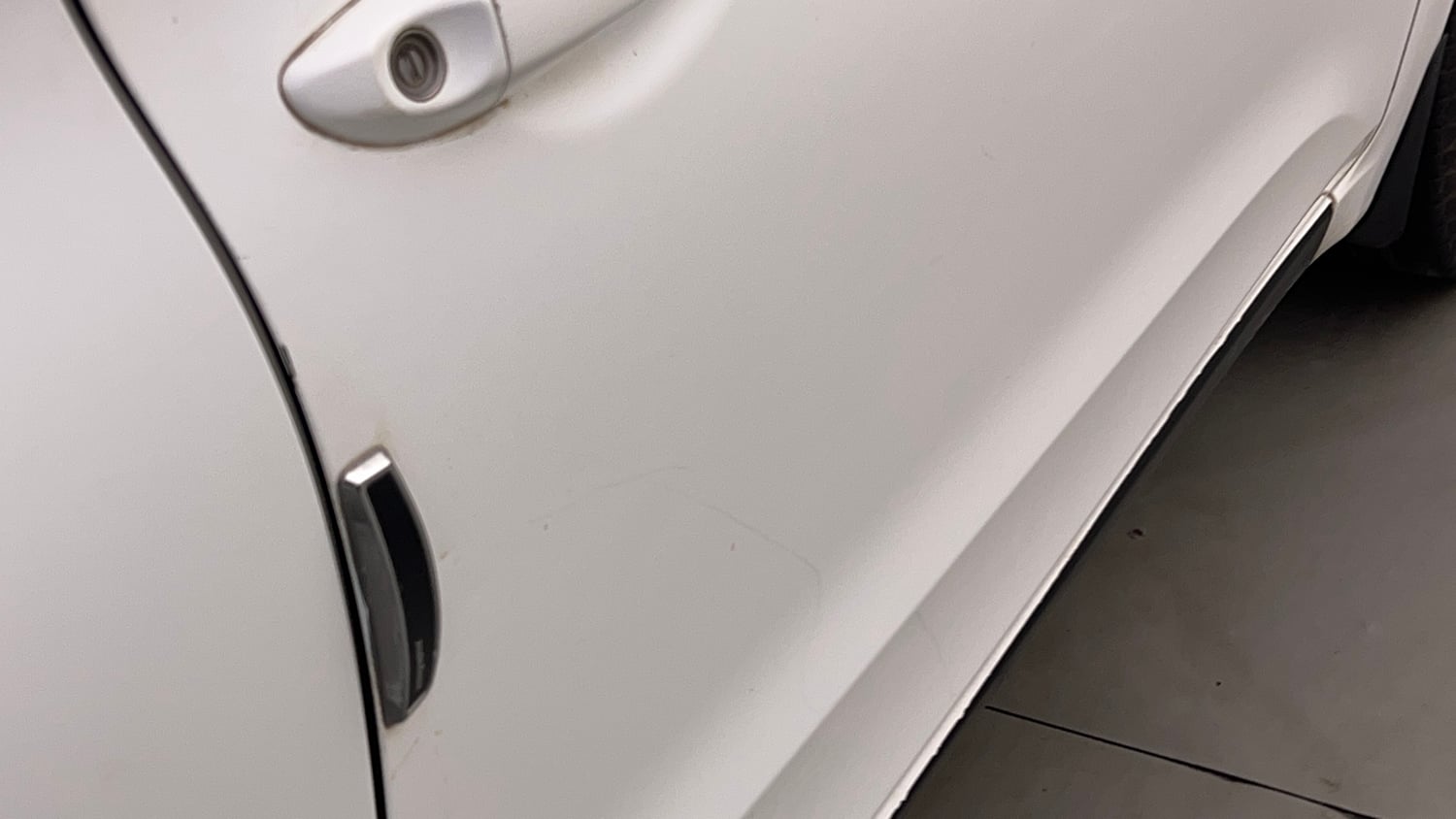 Used 2019 Hyundai Elite i20 Magna Plus 1.2 Petrol Manual dents MINOR SCRATCH
