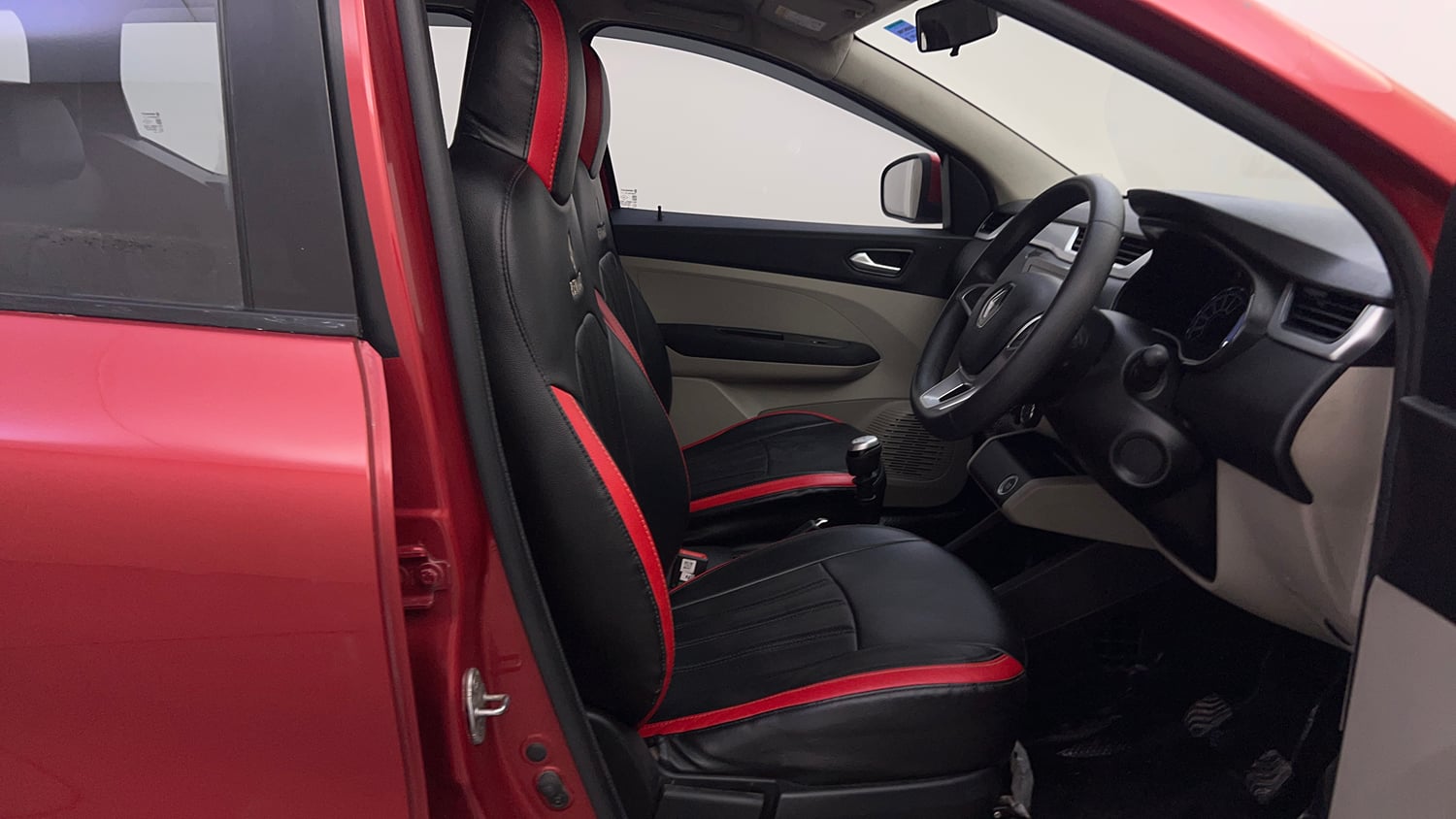 Used 2021 Renault Triber RXZ Petrol Manual interior RIGHT SIDE FRONT DOOR CABIN VIEW