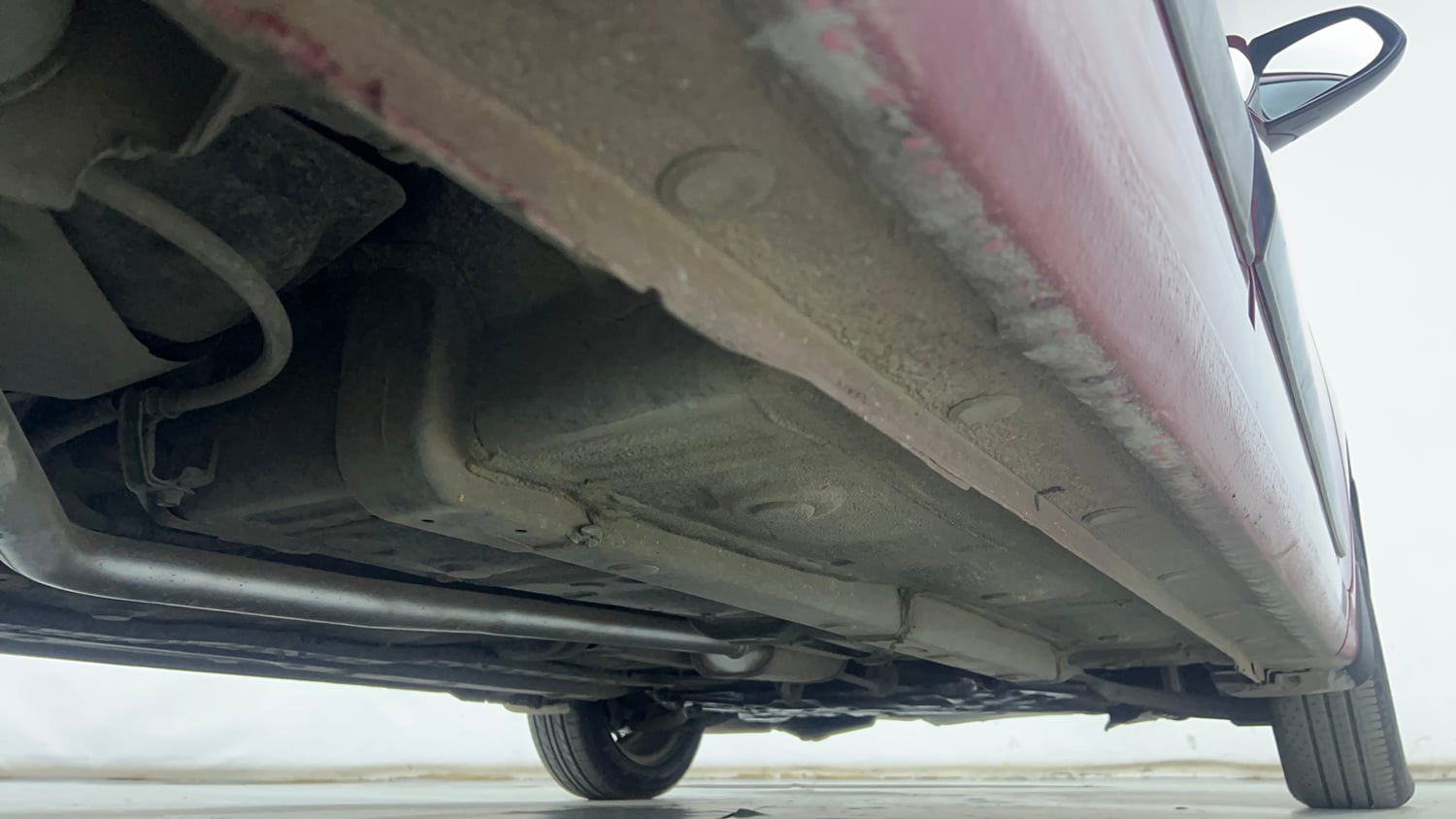 Used 2017 Hyundai Grand i10 Magna AT 1.2 Kappa VTVT Petrol Automatic extra REAR RIGHT UNDERBODY VIEW