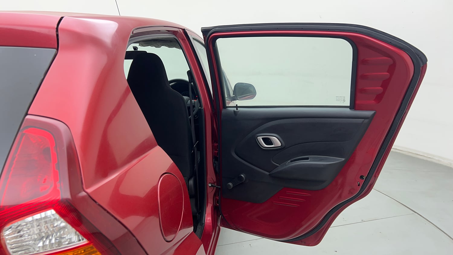 Used 2018 Datsun Redi-GO T(O) 1.0 AMT Petrol Automatic interior RIGHT REAR DOOR OPEN VIEW