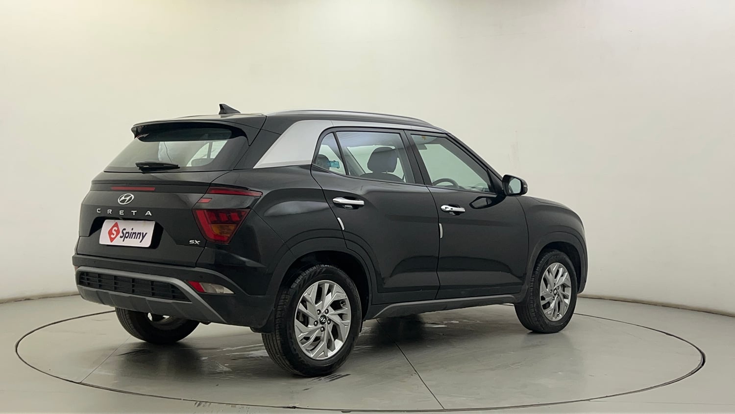 Used 2023 Hyundai Creta SX 1.5 Petrol Petrol Manual exterior RIGHT REAR CORNER VIEW