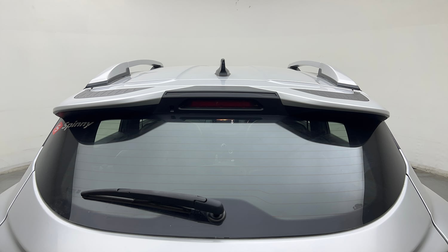 Used 2021 Renault Kiger RXZ MT Petrol Manual exterior BACK WINDSHIELD VIEW
