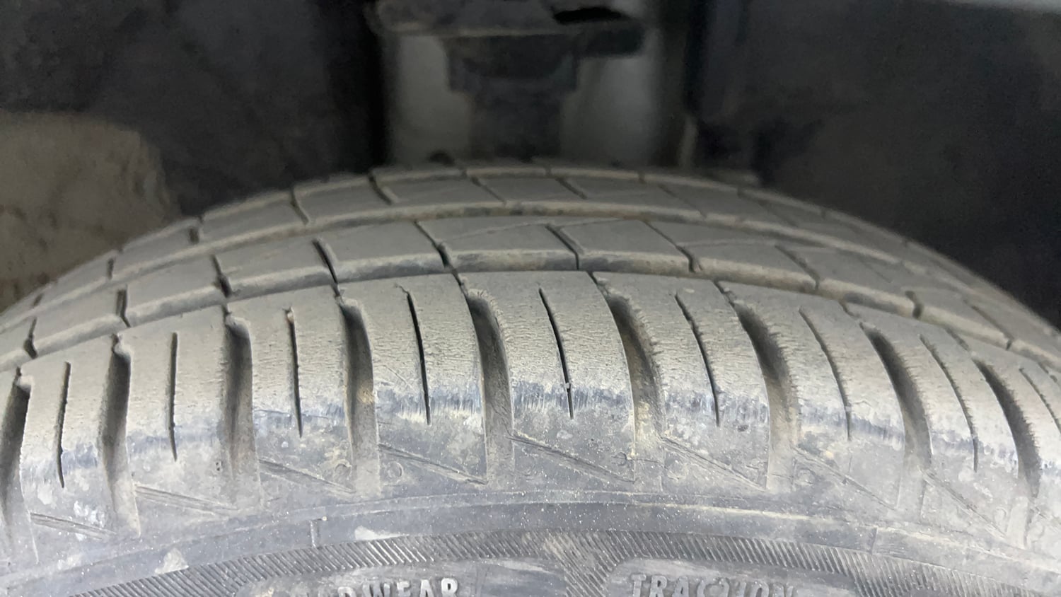 Used 2023 Renault Kwid CLIMBER Petrol Manual tyres RIGHT FRONT TYRE TREAD VIEW