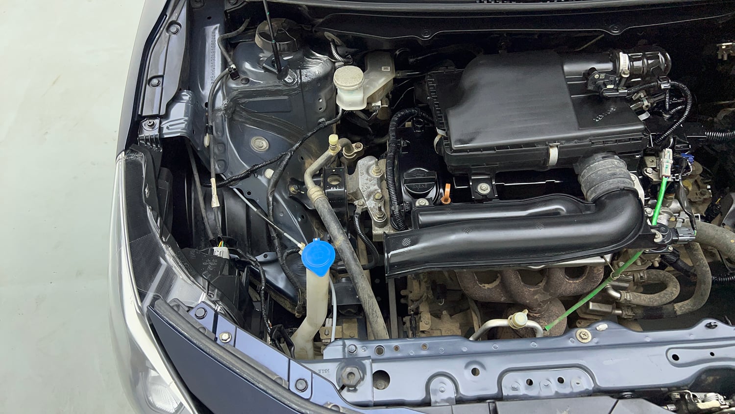 Used 2022 Maruti Suzuki Baleno Alpha MT Petrol Manual engine ENGINE RIGHT SIDE VIEW