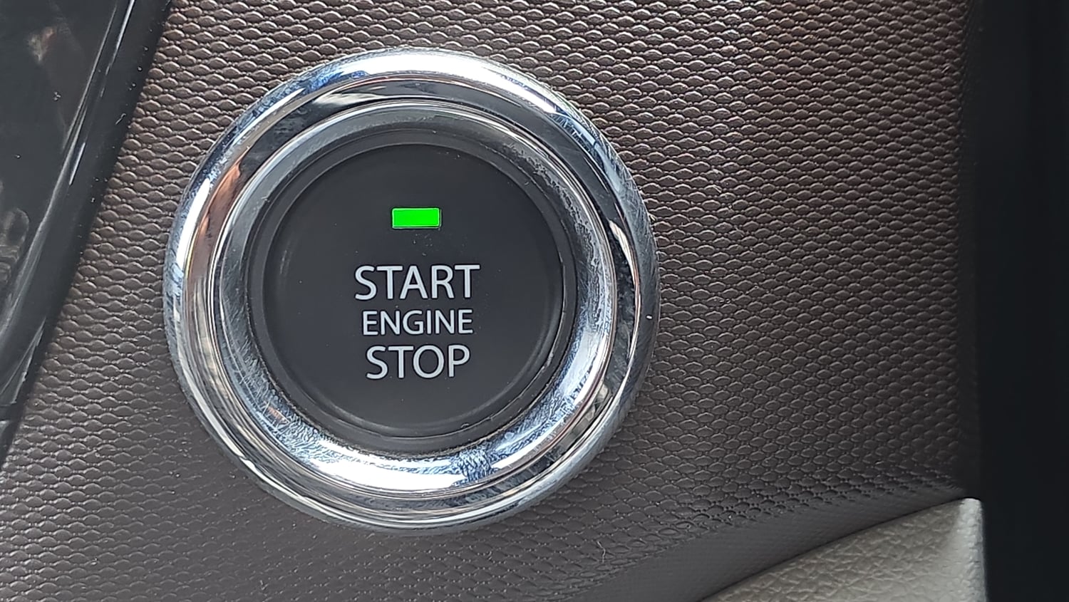 Used 2025 Tata Tigor XZA Plus iCNG Cng Automatic top_features Keyless start
