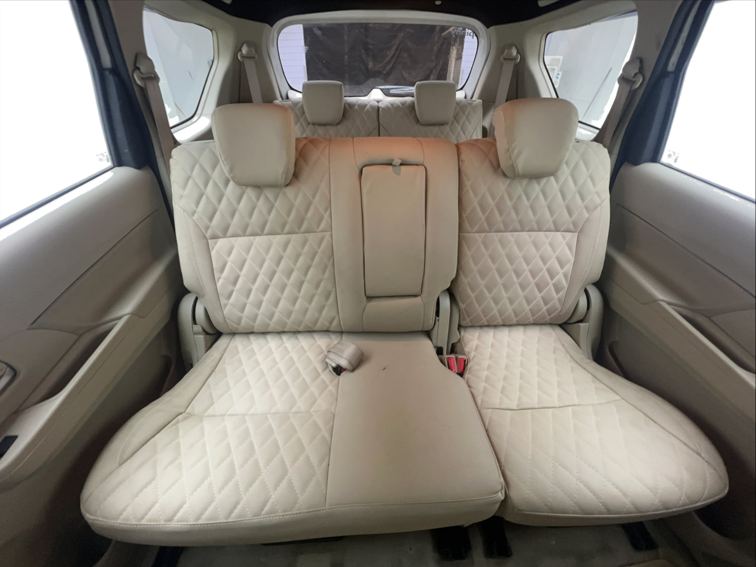 Used 2021 Maruti Suzuki New Ertiga ZXi AT Petrol Automatic interior REAR SEAT CONDITION VIEW