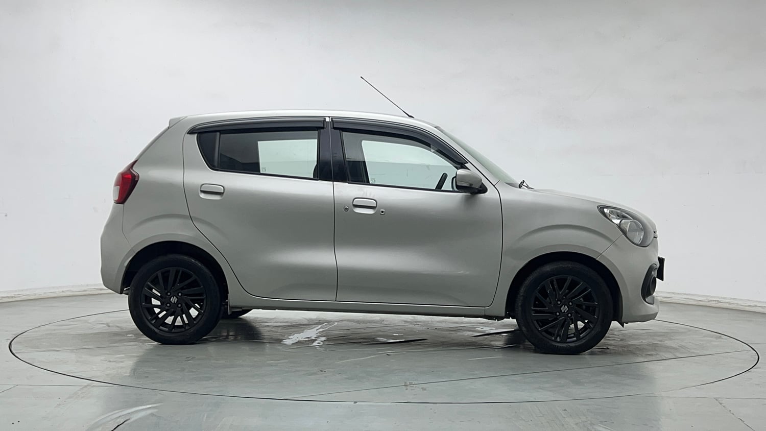Used 2022 Maruti Suzuki Celerio ZXi Plus Petrol Manual exterior RIGHT SIDE VIEW