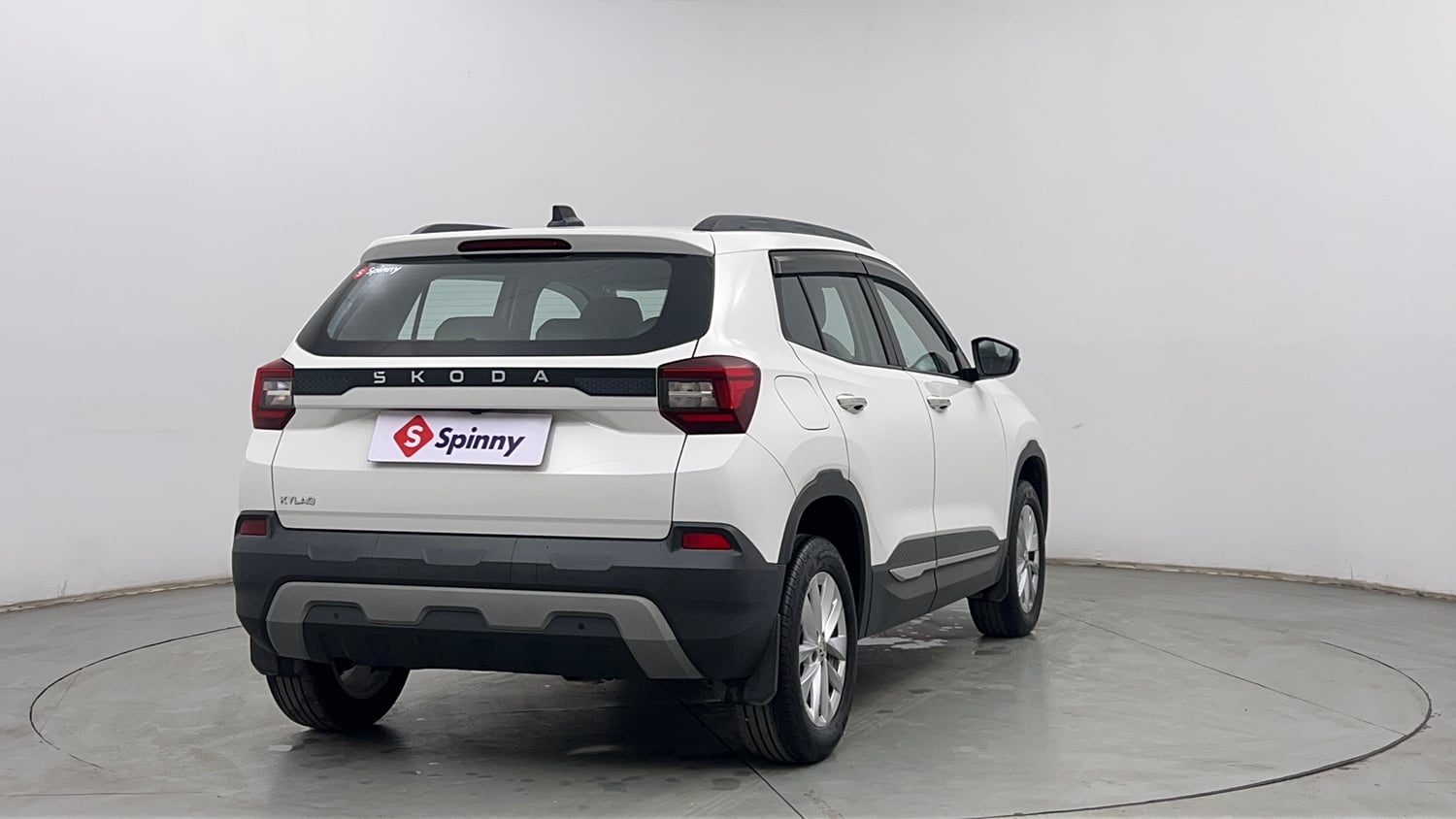 Used 2025 Skoda Kylaq Signature Plus AT Petrol Automatic exterior RIGHT REAR CORNER VIEW