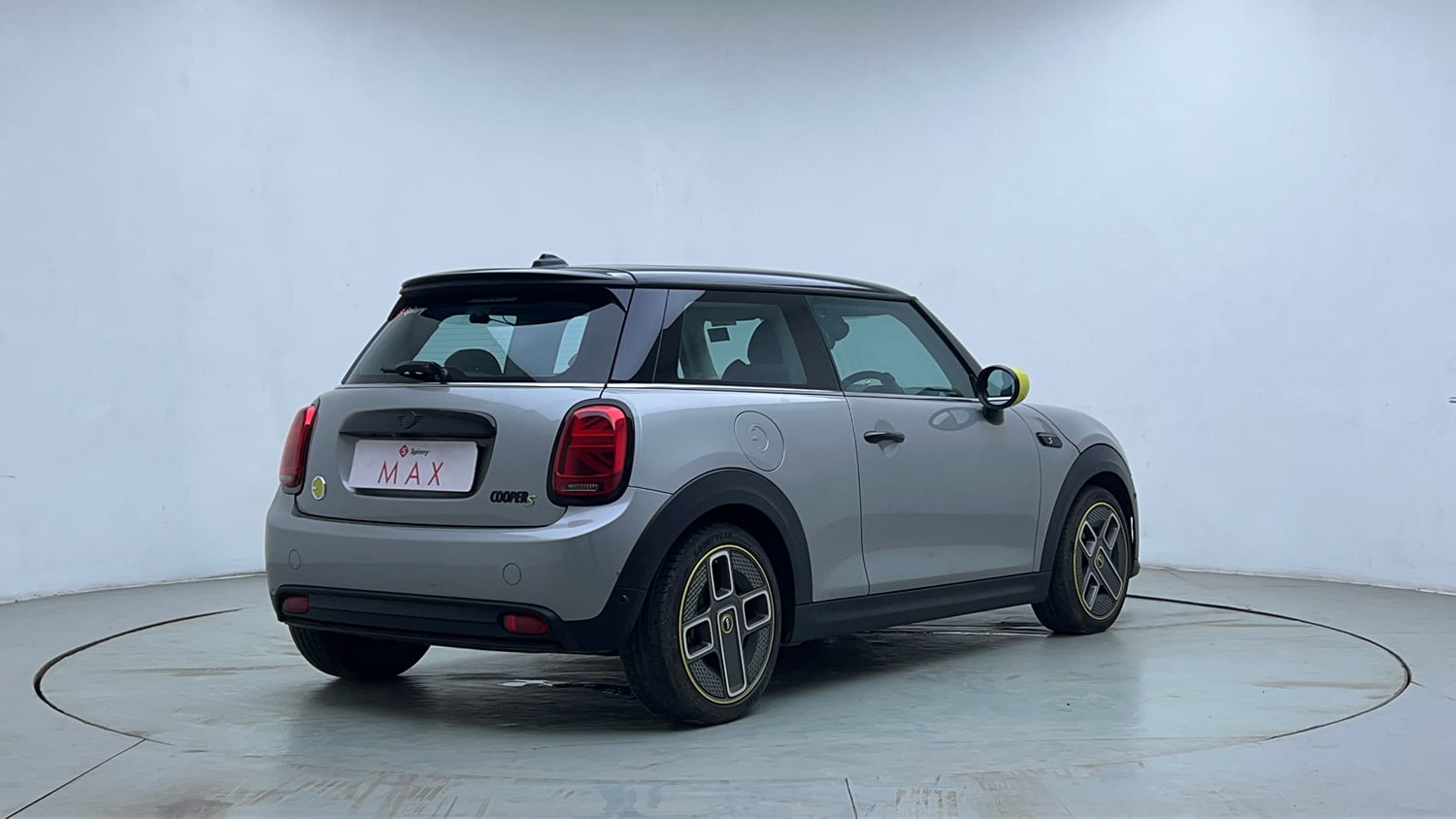 Used 2023 Mini Cooper SE 3-Door Electric Automatic exterior RIGHT REAR CORNER VIEW