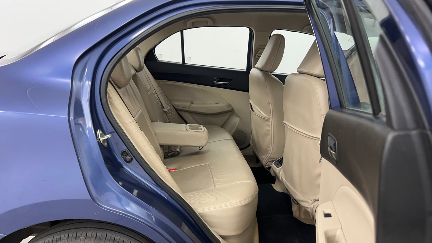 Used 2018 Maruti Suzuki Dzire VXi Petrol Manual interior RIGHT SIDE REAR DOOR CABIN VIEW