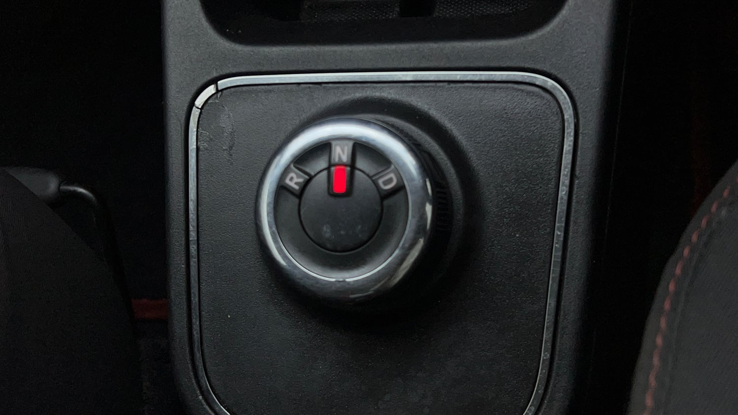 Used 2021 Renault Kwid RXT 1.0 AMT Opt Petrol Automatic interior GEAR  KNOB VIEW