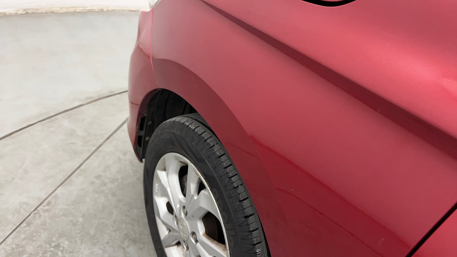 Used 2018 Honda Amaze 1.2 V MT Petrol Petrol Manual dents MINOR SCRATCH