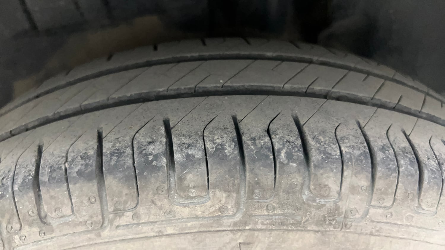 Used 2018 Maruti Suzuki Dzire VXi Petrol Manual tyres LEFT REAR TYRE TREAD VIEW