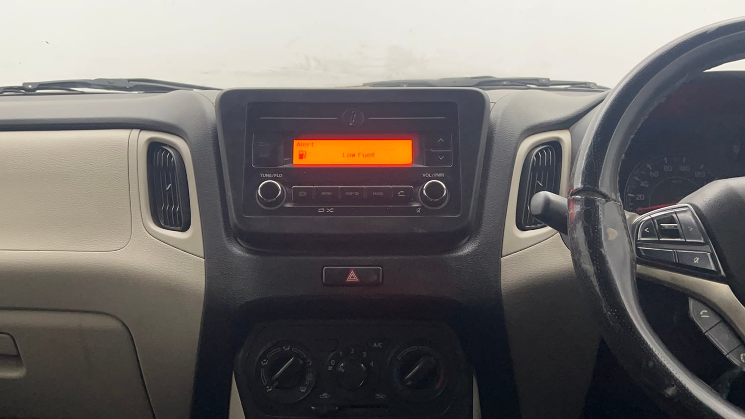 Used 2022 Maruti Suzuki Wagon R VXi (O) 1.2 Petrol Manual top_features Integrated (in-dash) music system