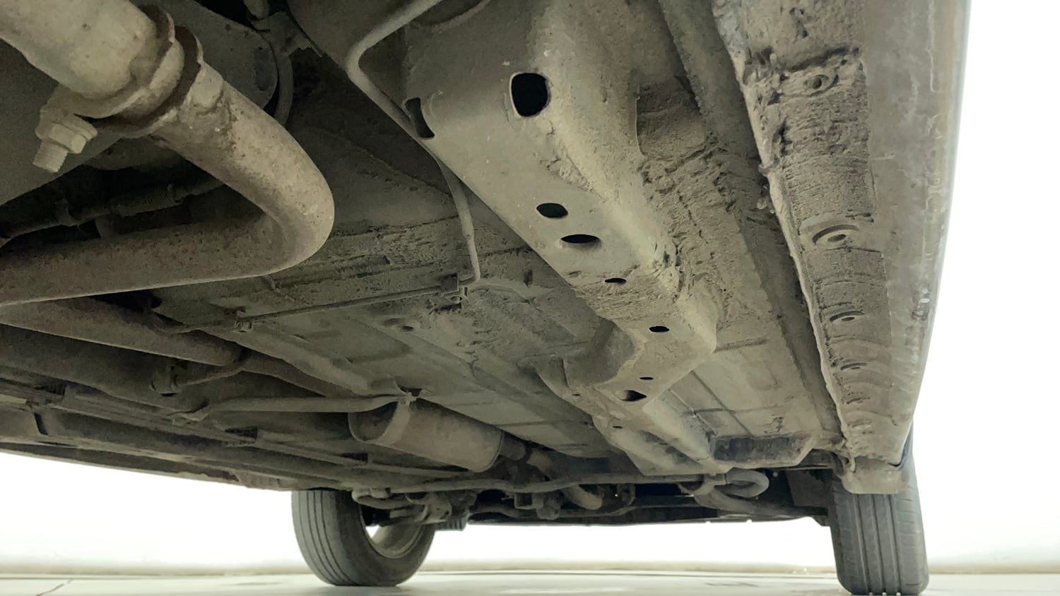 Used 2019 Tata Tigor Revotron XZA Petrol Automatic extra REAR RIGHT UNDERBODY VIEW