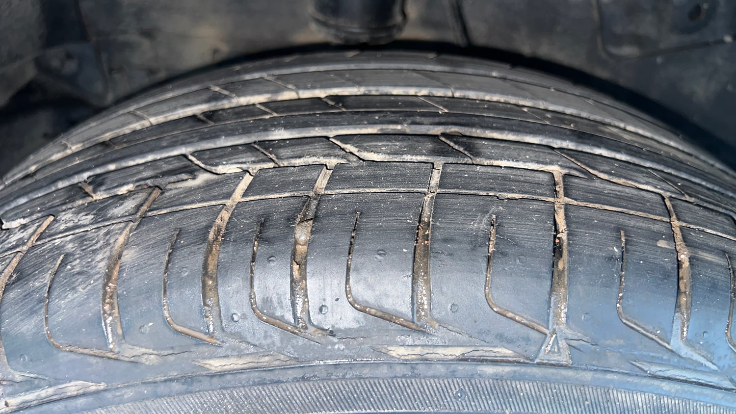 Used 2021 Tata Nexon XZ Plus Petrol Manual tyres RIGHT REAR TYRE TREAD VIEW