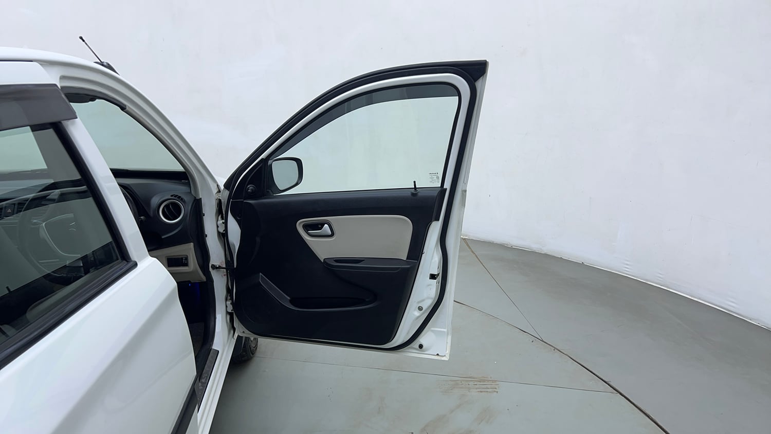 Used 2023 Maruti Suzuki Alto 800 VXi Petrol Manual interior RIGHT FRONT DOOR OPEN VIEW