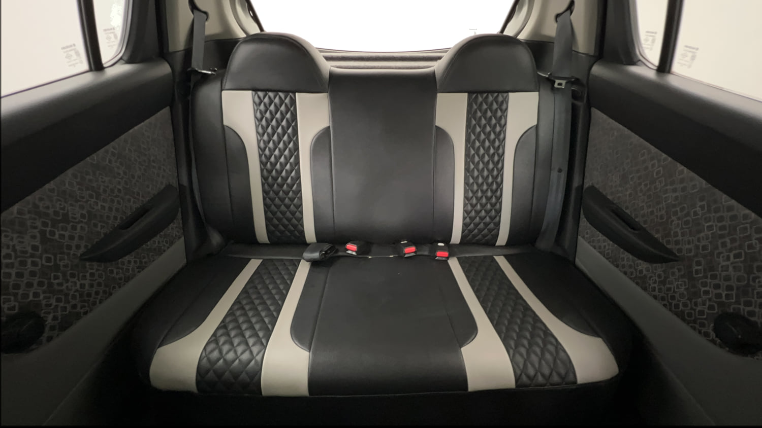 Used 2018 Maruti Suzuki Alto 800 VXi Petrol Manual interior REAR SEAT CONDITION VIEW