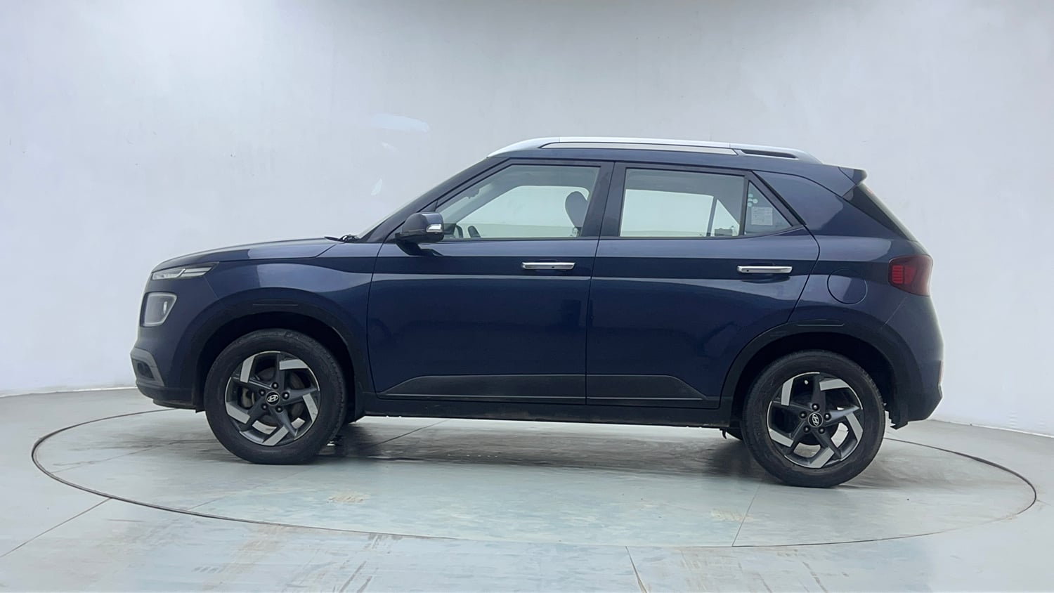 Used 2019 Hyundai Venue SX Plus 1.0 Turbo DCT Petrol Automatic exterior LEFT SIDE VIEW