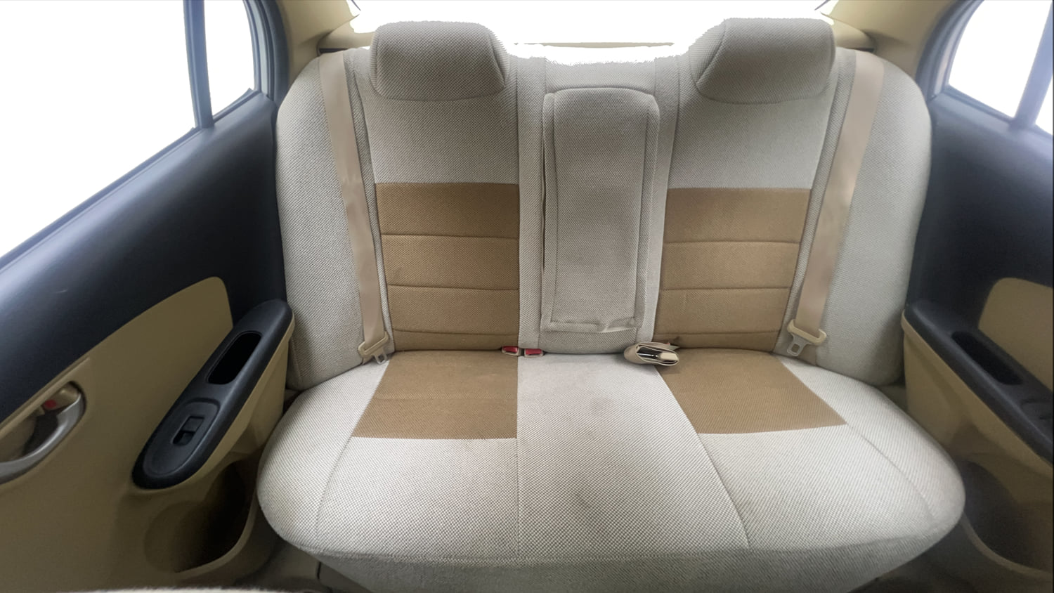 Used 2015 Honda Amaze 1.2 VX AT i-VTEC Petrol Automatic interior REAR SEAT CONDITION VIEW