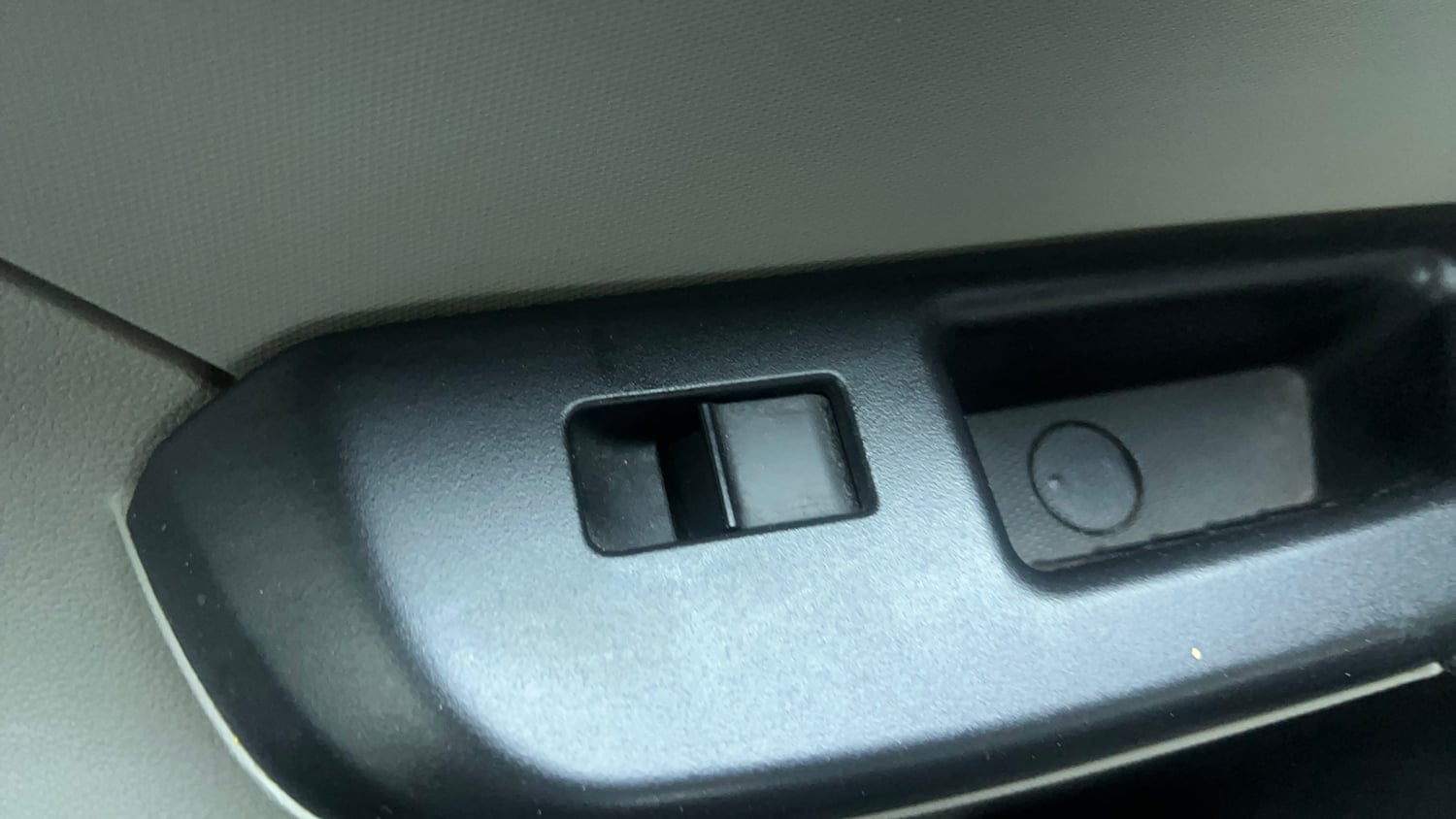 Used 2019 Tata Tiago Revotron XTA Petrol Automatic top_features Rear power window
