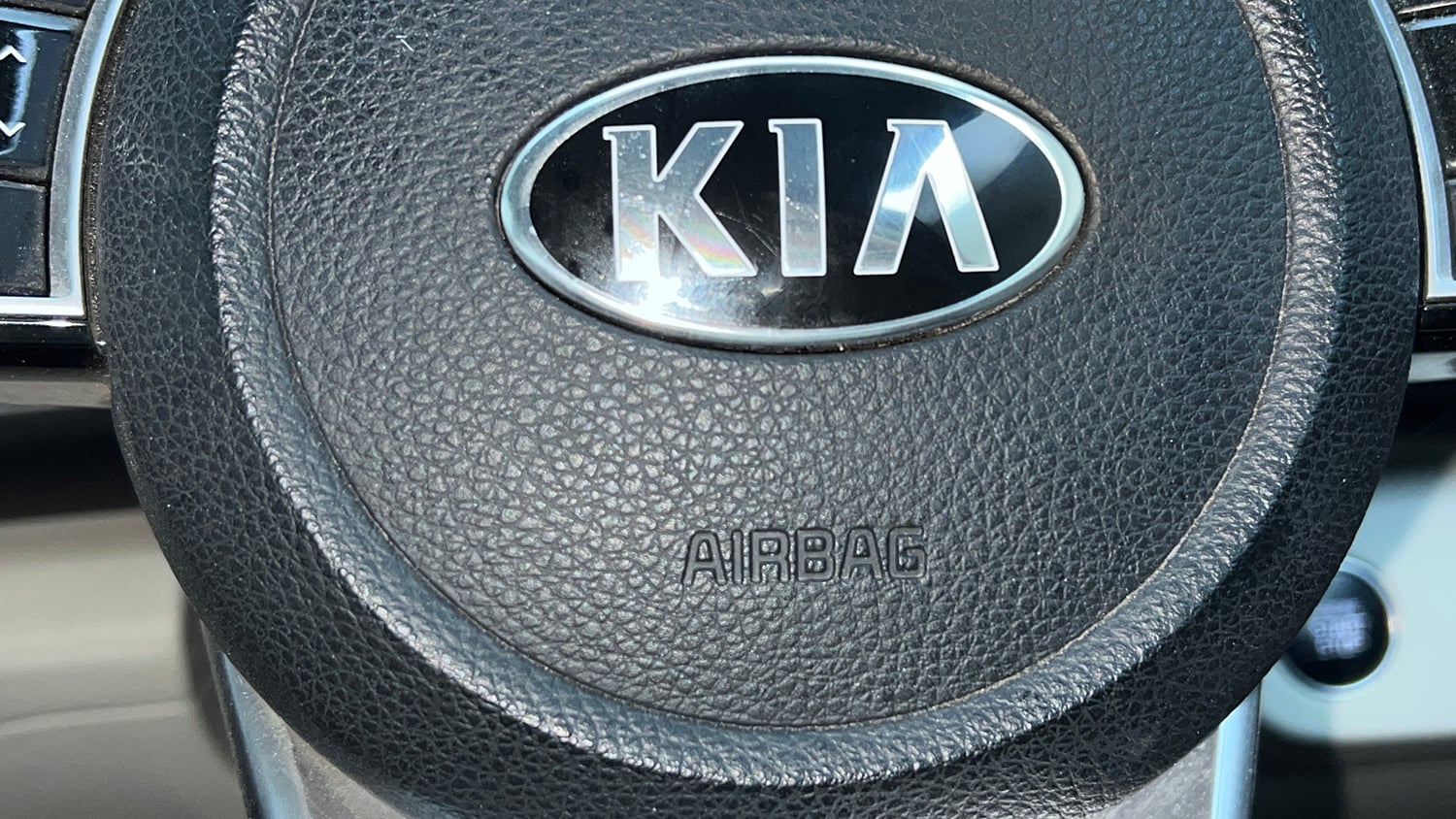 Used 2021 kia Seltos HTX IVT 1.5 Petrol Automatic top_features Airbags