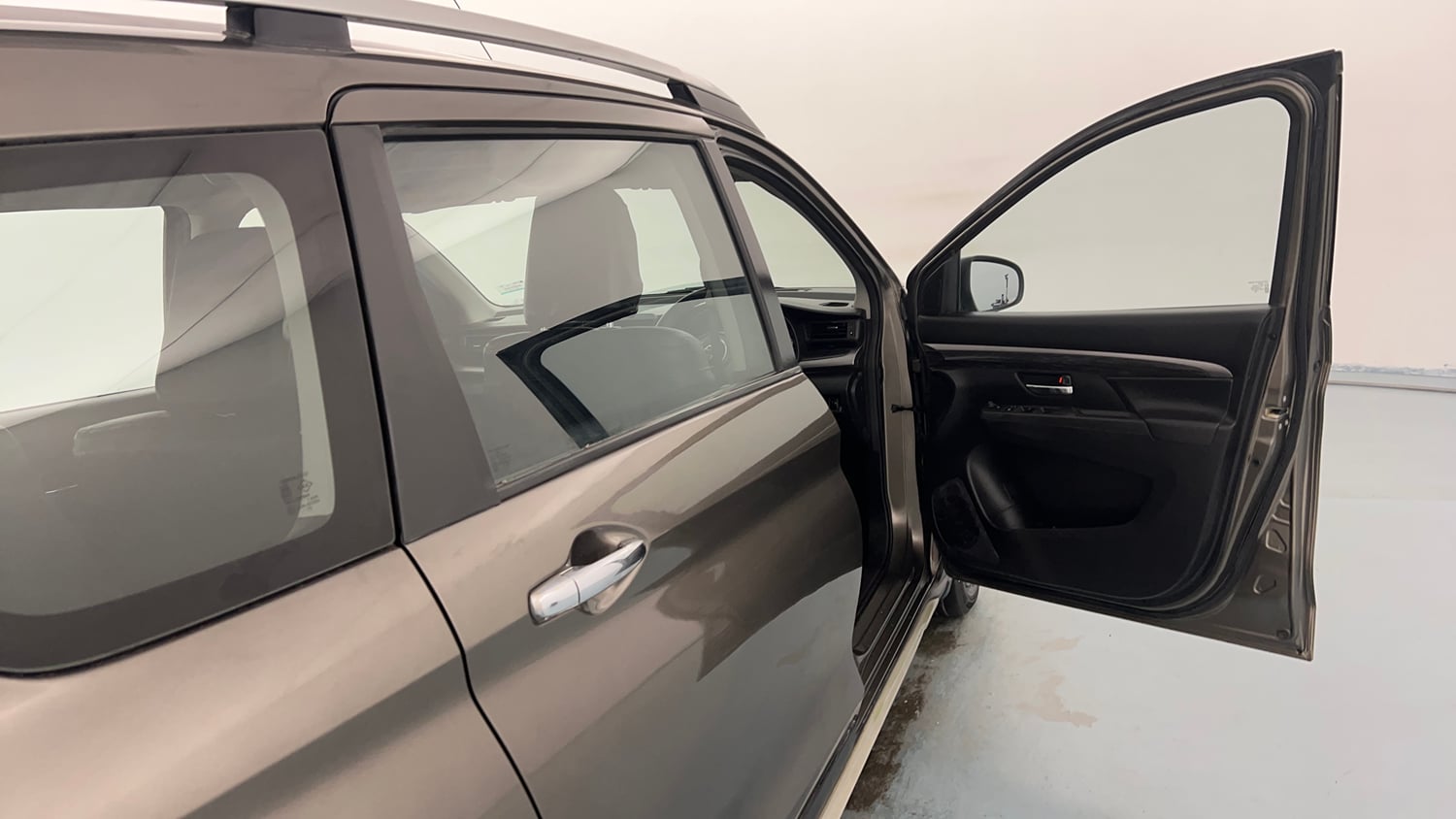 Used 2022 Maruti Suzuki XL6 Zeta MT Petrol Petrol Manual interior RIGHT FRONT DOOR OPEN VIEW