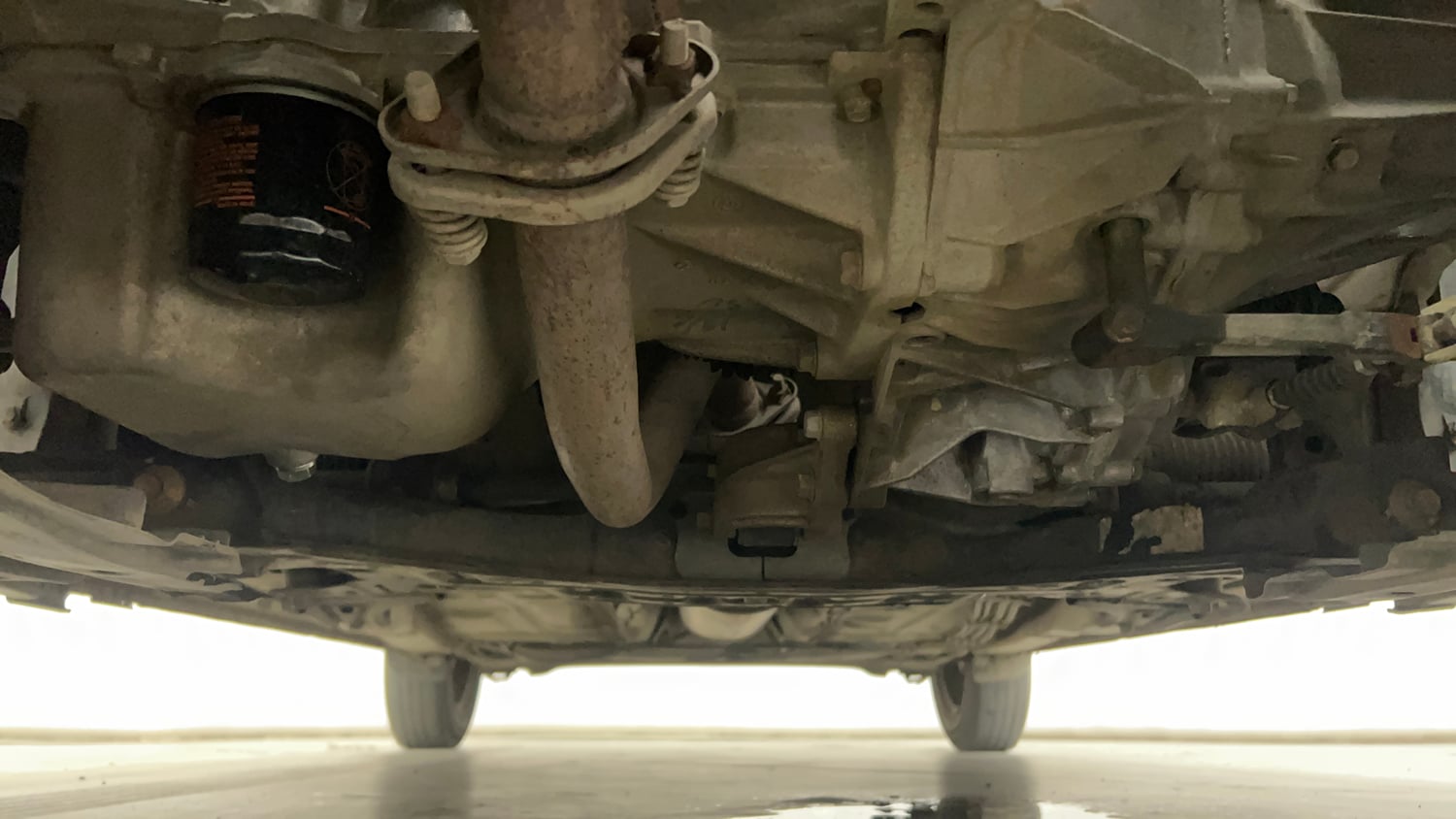 Used 2019 Maruti Suzuki Dzire VXi Petrol Manual extra FRONT LEFT UNDERBODY VIEW