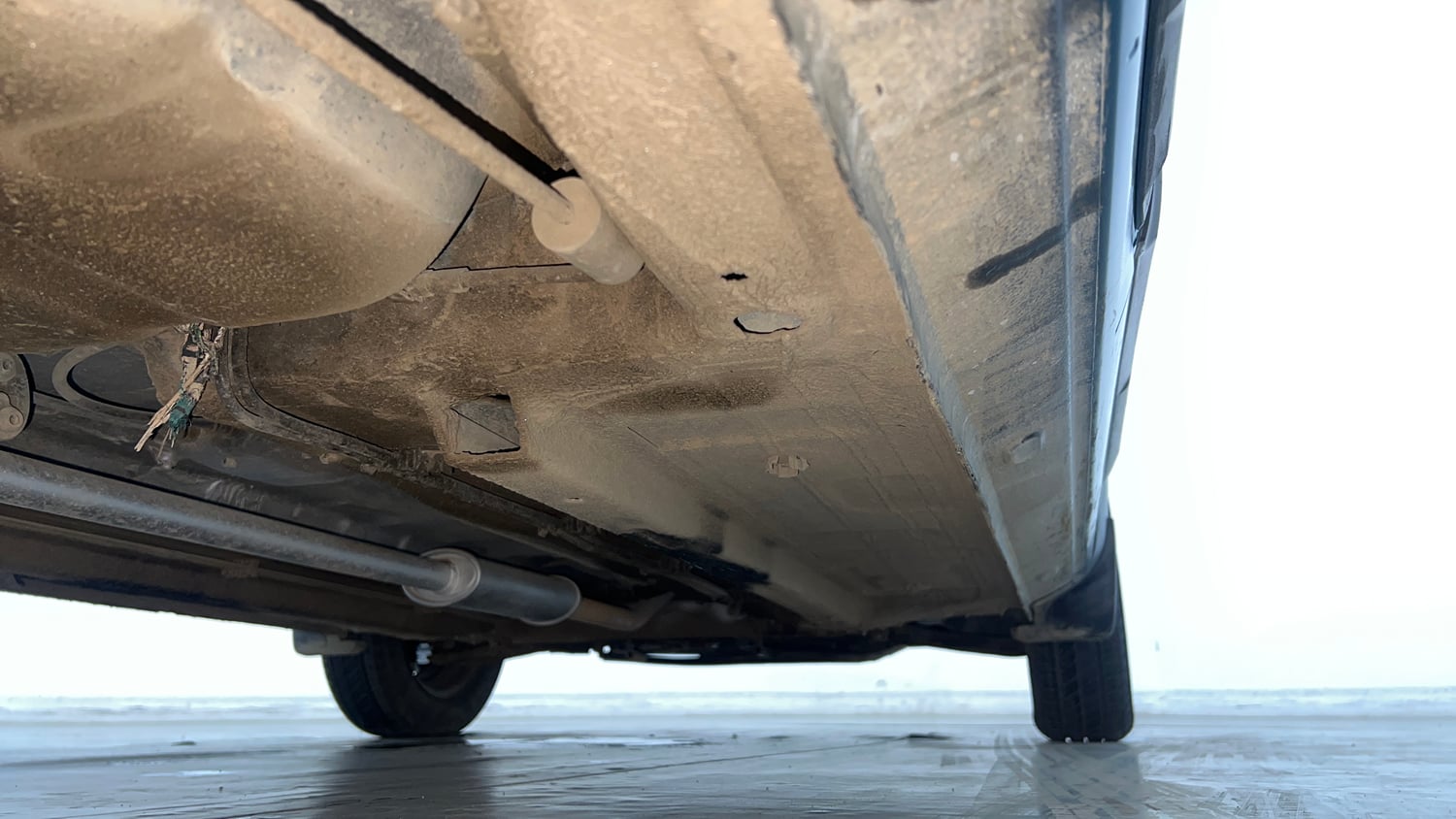 Used 2021 Renault Kwid CLIMBER 1.0 AMT Opt Petrol Automatic extra REAR RIGHT UNDERBODY VIEW