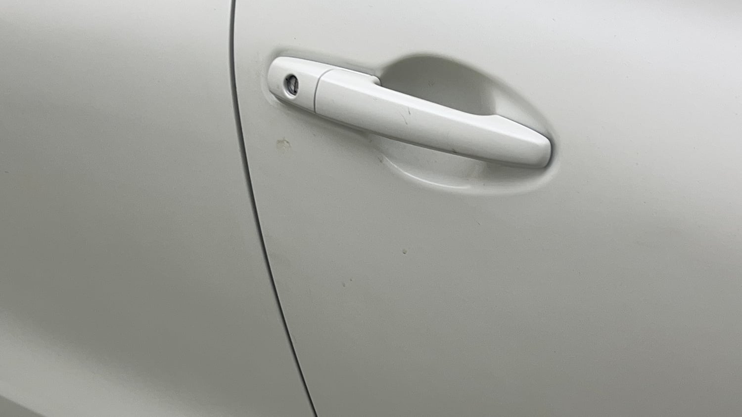 Used 2018 Maruti Suzuki Dzire VXi Petrol Manual dents MINOR SCRATCH
