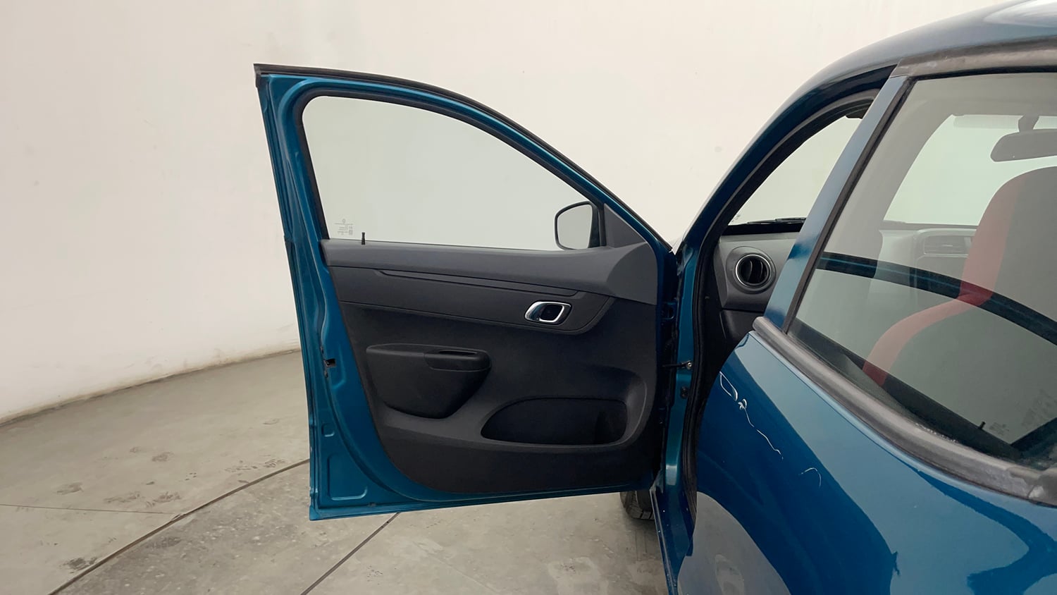 Used 2020 Renault Kwid RXT Petrol Manual interior LEFT FRONT DOOR OPEN VIEW
